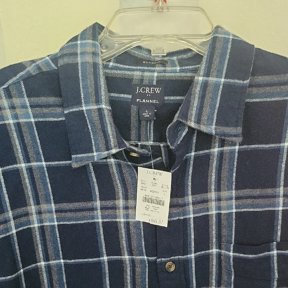 J. Crew NWT Men's Navy Plaid Button Down Shirt...Size LARGE